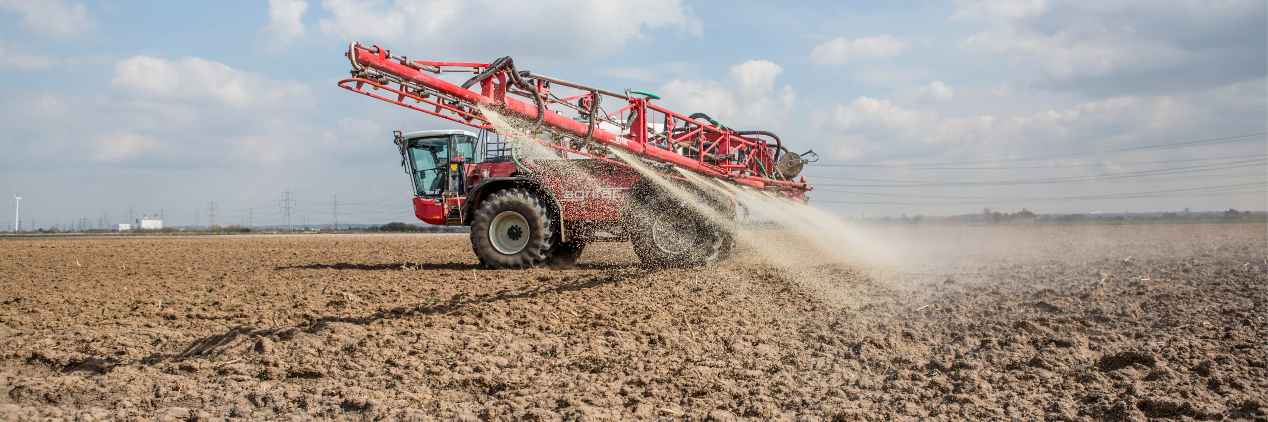 An Agrifac sprayer showcasing its option of spraying liquid fertilizer.