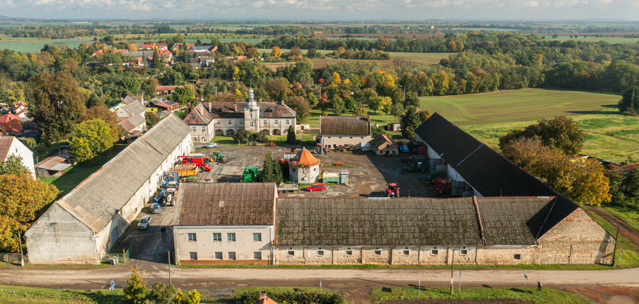 bird's eye view of the Stránka company.