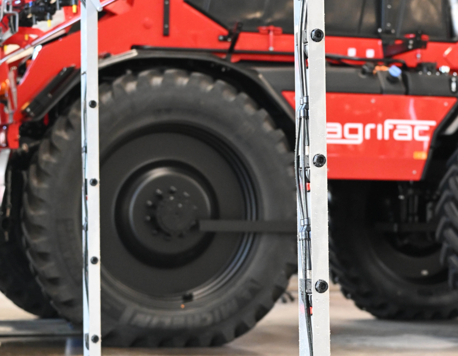 VertiPlus droplegs shown in close up detail.