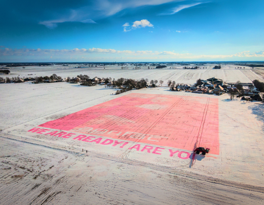 DynamicDosePlus task map spraying a Mona Lisa painting in snow.