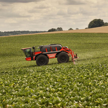 Agrifac Endurance 80 driving through rolling terrain.