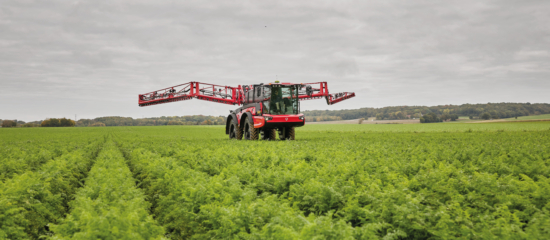Folding boom of the Vanguard 67 sprayer.