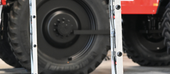 Close up of the VertiPlus droplegs.